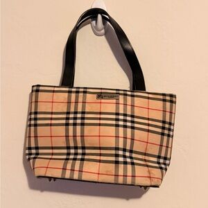 Burberry London Checkered Women's Tote Bag Purse reproduction